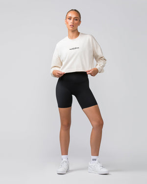 
                  
                    Pace Cropped Long Sleeve | Dew
                  
                